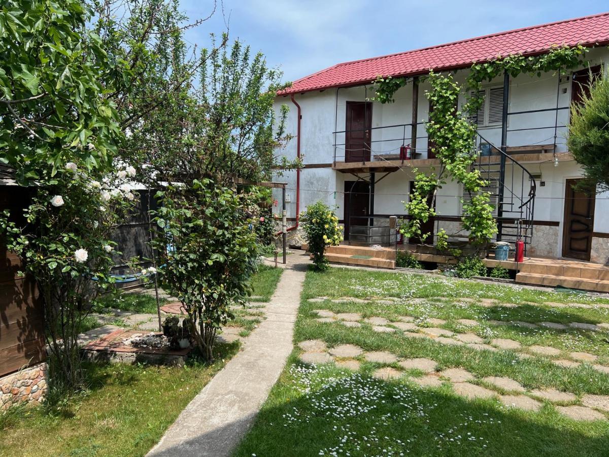Hesta Guest house